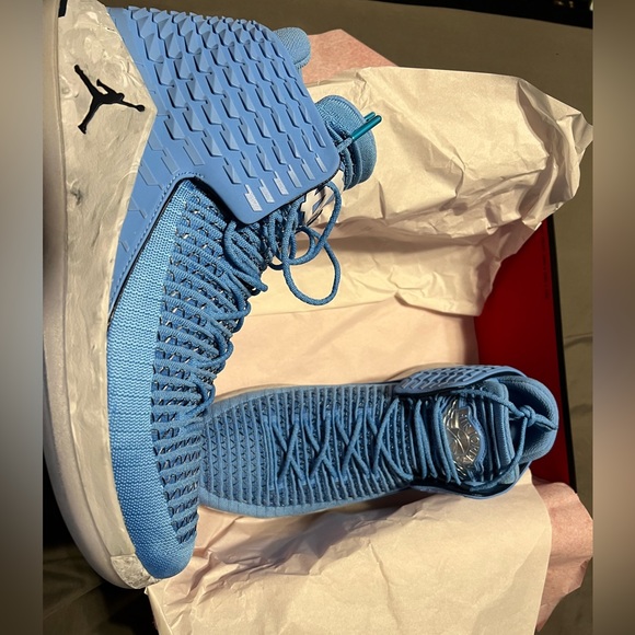 Nike Air Jordan 32 “UNC” size 13 - Picture 4 of 8